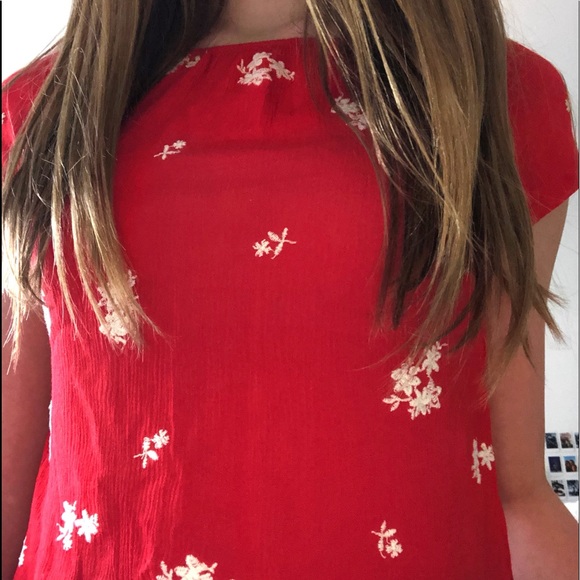 Tilly's Tops - this is a tillys white fawn girls shirt